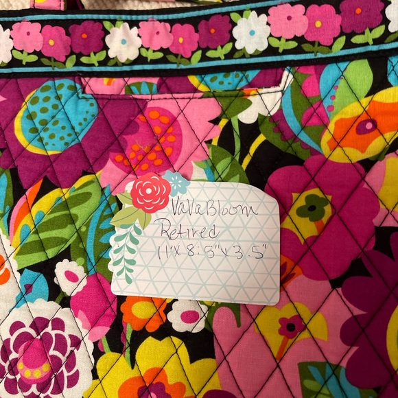 Vera Bradley retired Va Va Bloom small tote bag 11” x 8.5” x 3.5”. - Picture 7 of 8